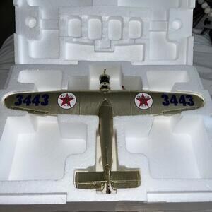 Wings of Texaco 1927 Ford Tri-Motored Monoplane 7th In Series New Ltd GOLD Bank
